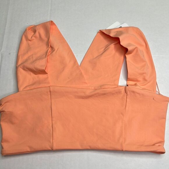 L*Space Parker Bikini Top in Tangy NWT flawed size medium - Picture 3 of 12